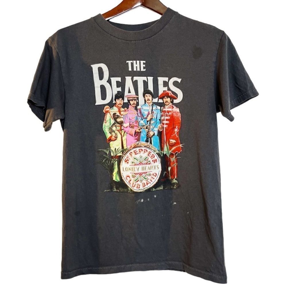 The Beatles Lonely Hearts Graphic Short Sleeve Shirt Grey Size Small